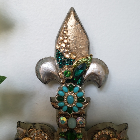 Handmade Turquoise one-of-a-kind wall cross - Picture 9 of 12